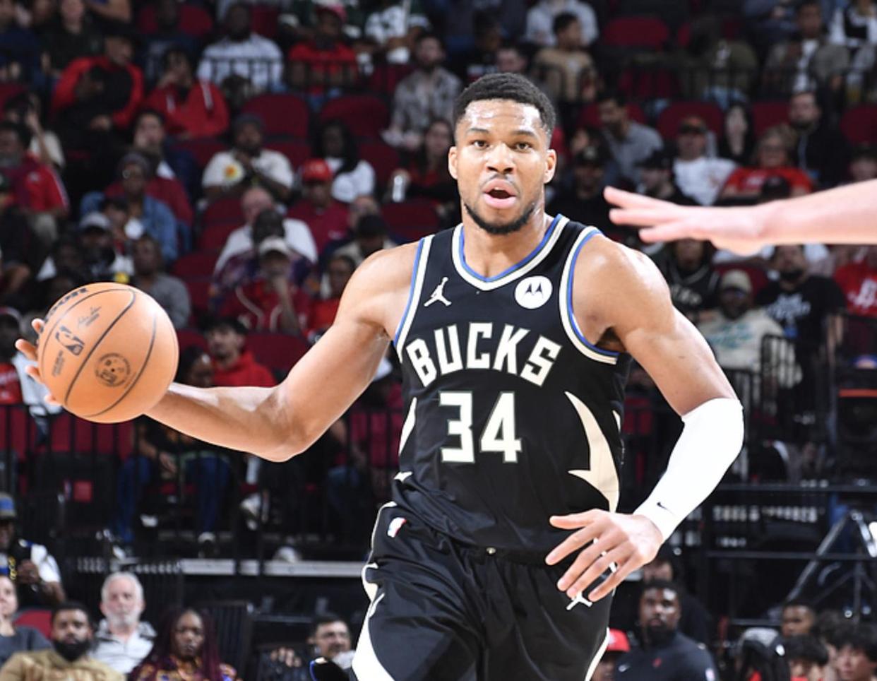 AYX SPORTS-包含字母哥焦点对战，Ming与30激战IG分钟，晋级下一阶段胜负难料！的词条