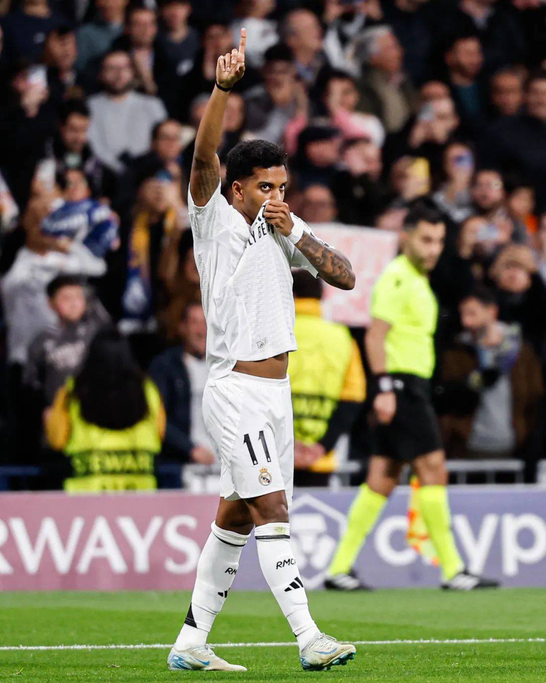 AYX SPORTS-包含姆巴佩新星险胜表现突出，尤文图斯前途光明！气势如虹延续的词条