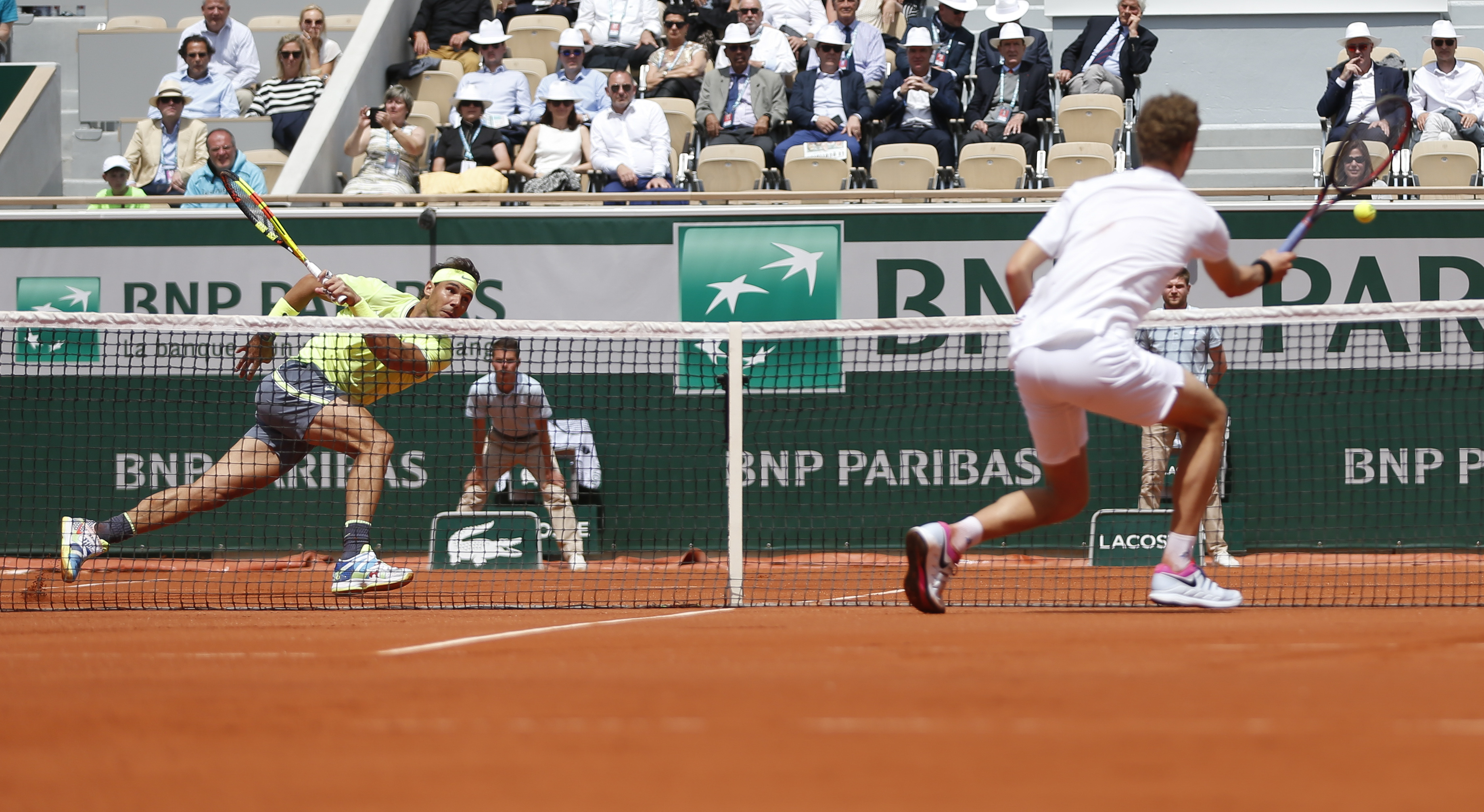 爱游戏体育-锐不可当引发热议！，纳达尔在法国队比赛中领先优势明显气势如虹延续的简单介绍